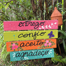 Placa de Jardim Confio e Aceito